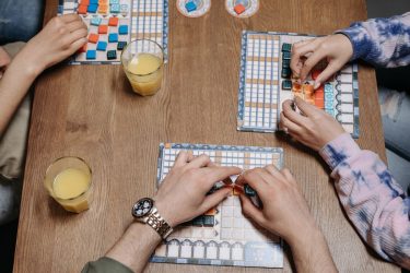 Los juegos de mesa de estrategia más populares que garantizan horas de diversión