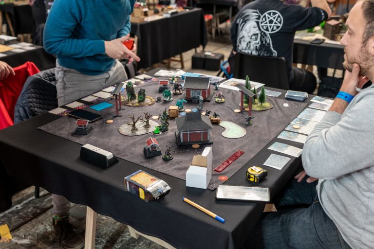 Juegos de mesa para 2 jugadores y grupos