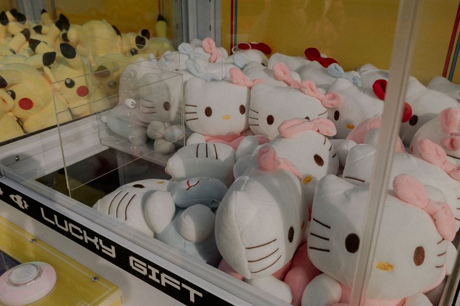 munecos peluche hello kitty pikachu 2 Muñecos de peluche Hello Kitty y Pikachu