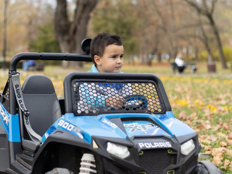 Coche eléctrico infantil para exteriores