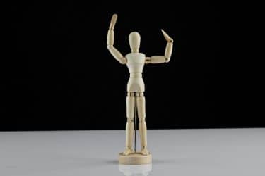 Figuras con movimiento: cómo elegir piezas para una colección duradera
