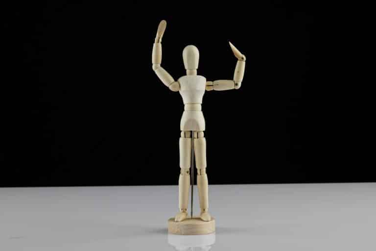 Maniquí artístico de madera para colecciones