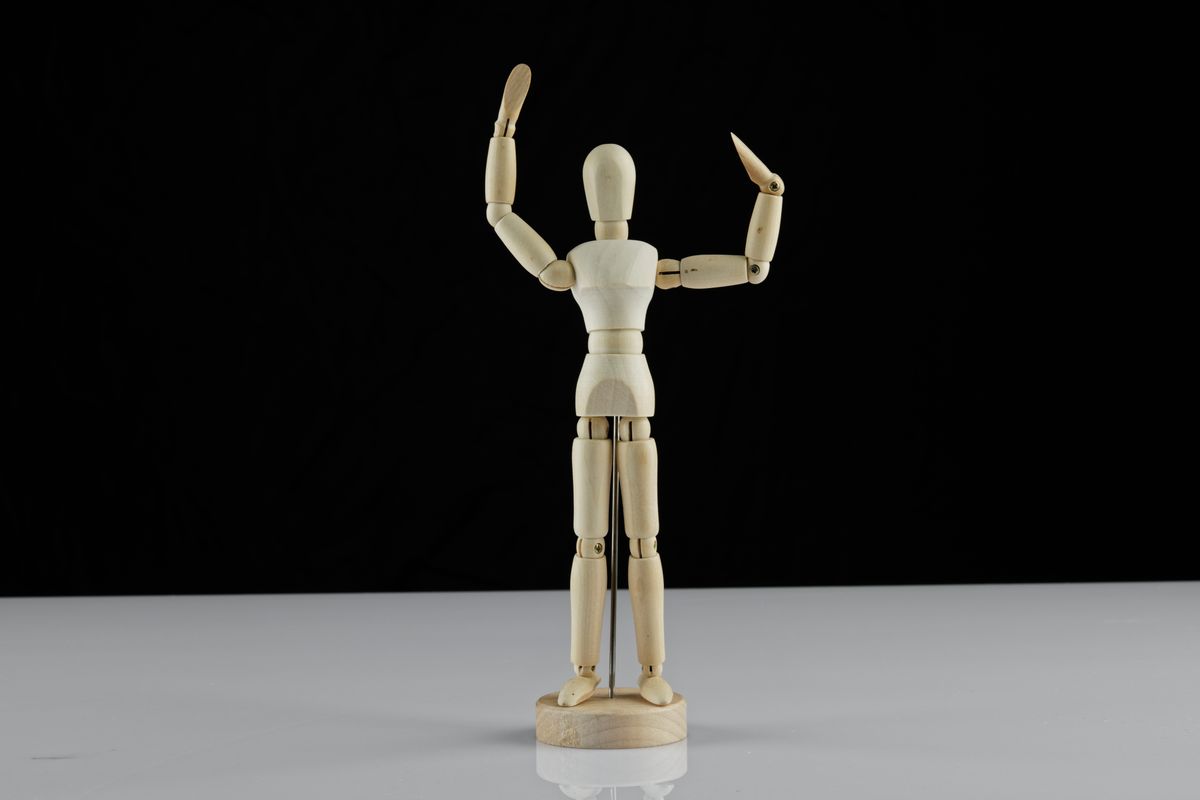 Maniquí artístico de madera para colecciones