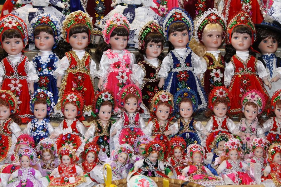 Muñecas tradicionales húngaras culturales