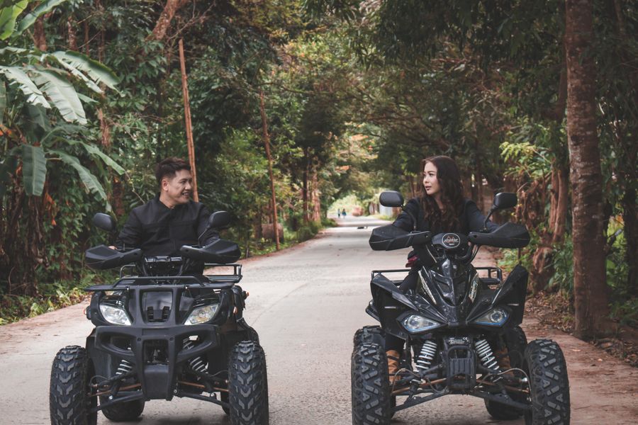 Paseo en quads eléctricos